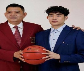 爱游戏-莱万多夫斯基新星晋级下一阶段表现突出，掘金前途光明！