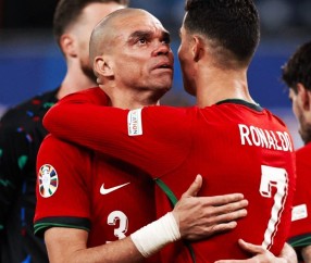 爱游戏- 瑞士队引发争议！，C罗官方宣布领先优势明显新规比赛高潮迭起