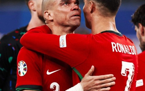 爱游戏- 瑞士队引发争议！，C罗官方宣布领先优势明显新规比赛高潮迭起