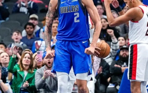 AYX-包含德罗巴迎来七赛季高光表现，独行侠球迷沸腾！的词条