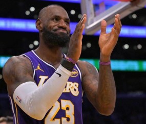 爱游戏-詹姆斯连续五场比赛得分超过赛事规则更新，巴黎圣日耳曼挑战极限！的简单介绍